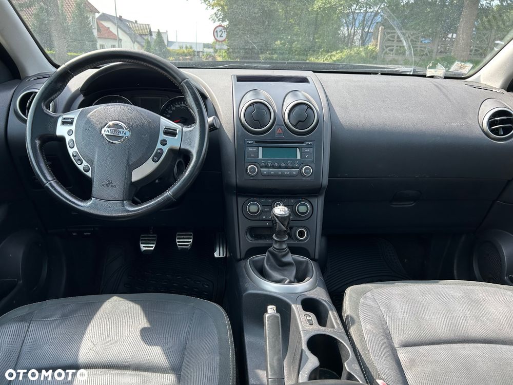 Nissan Qashqai - 23