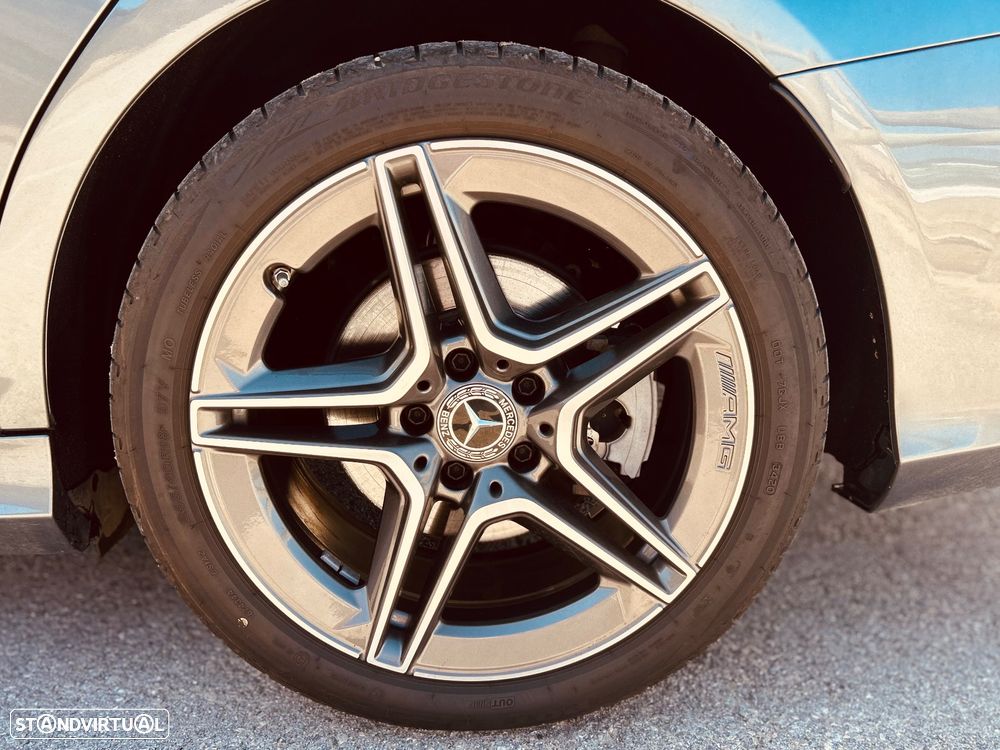 Mercedes-Benz C 300 e T 9G-TRONIC AMG Line — fotografia 7