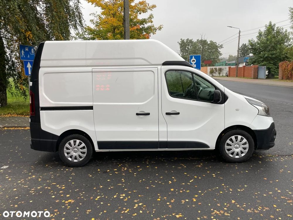 Renault Trafic - 9