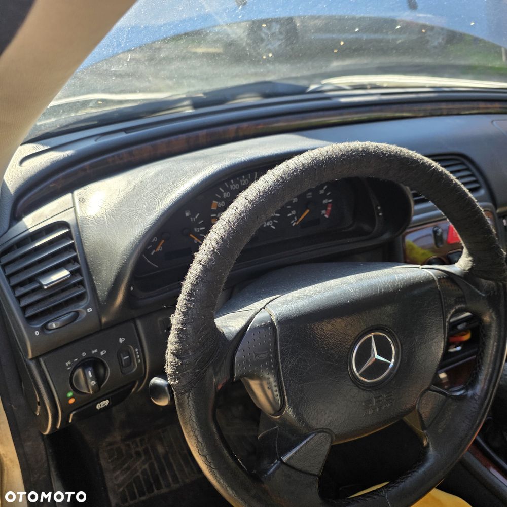 Mercedes-Benz CLK - 7