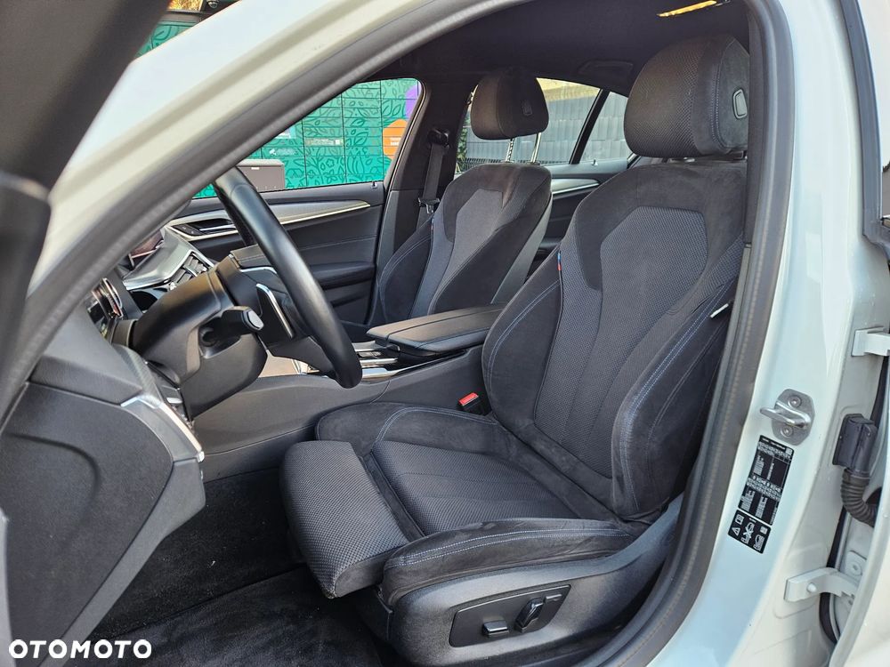 BMW Seria 5 520d xDrive M Sport sport - 9