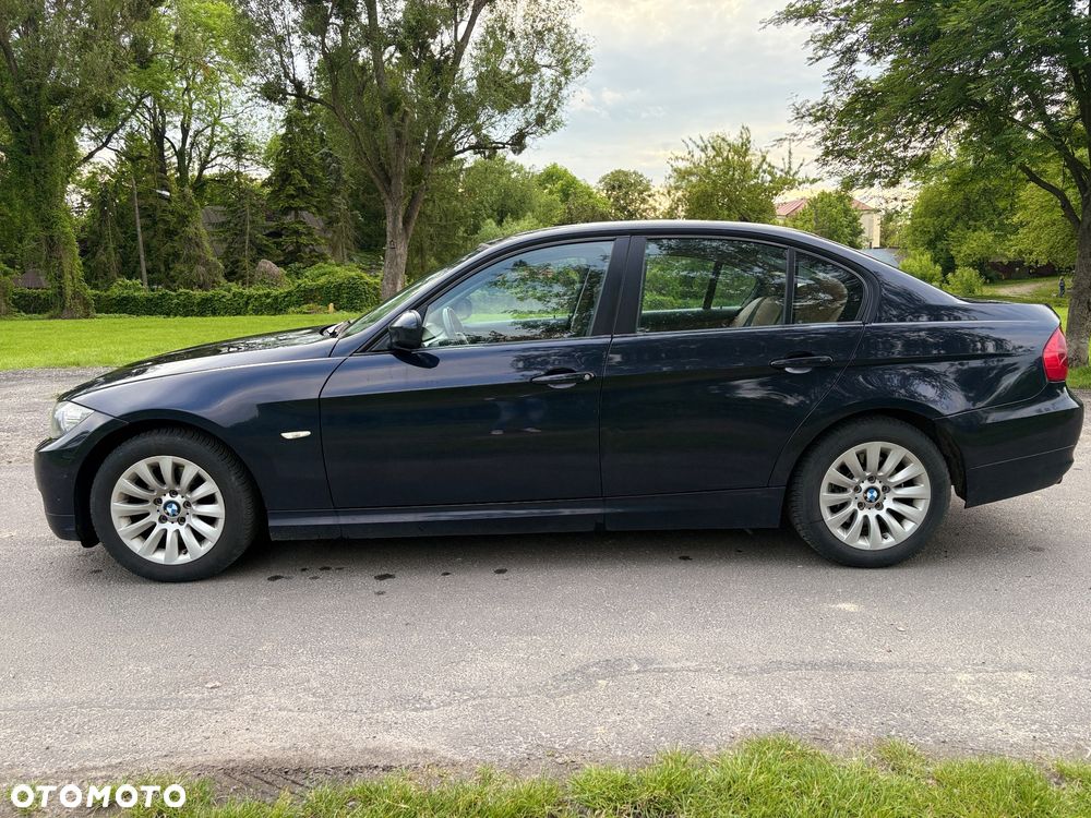 BMW Seria 3 318d - 9