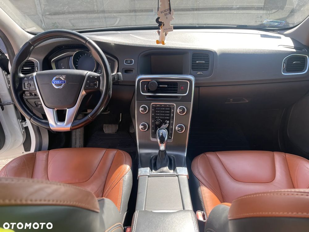 Volvo S60 T5 Drive-E Summum - 11