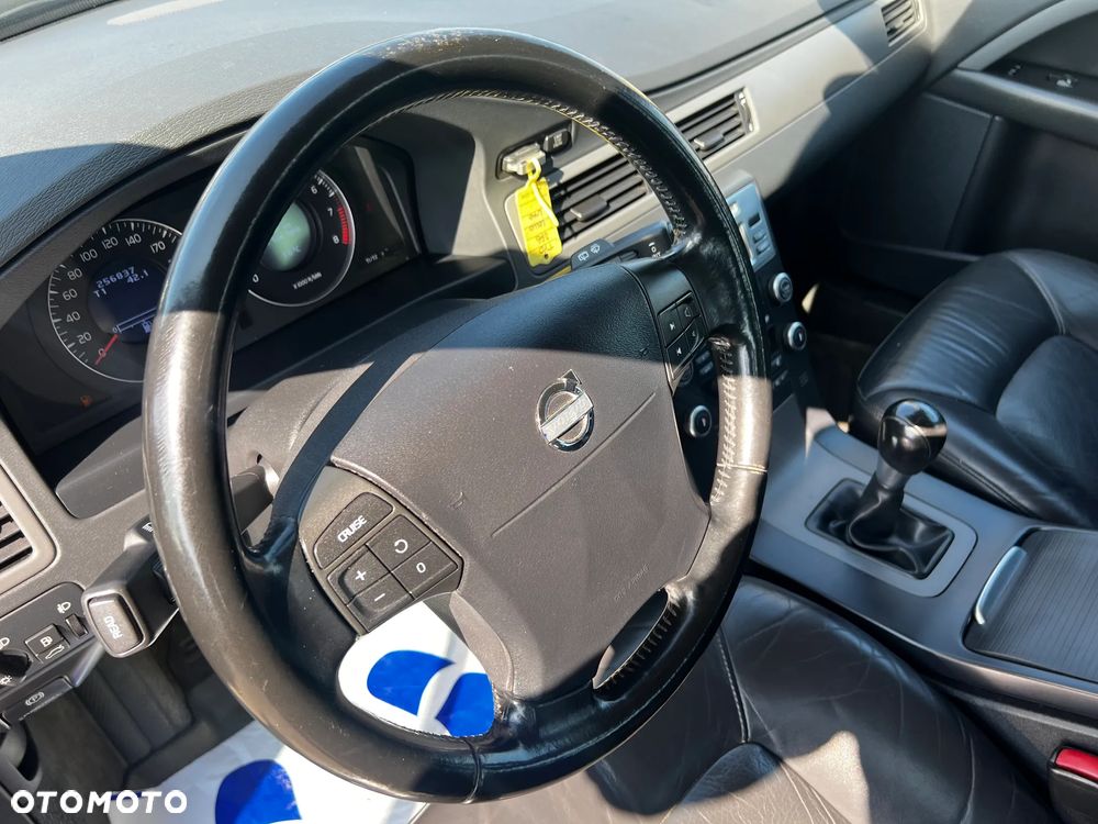 Volvo V70 2.0 Kinetic - 14