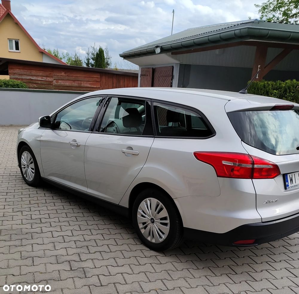 Ford Focus - 11