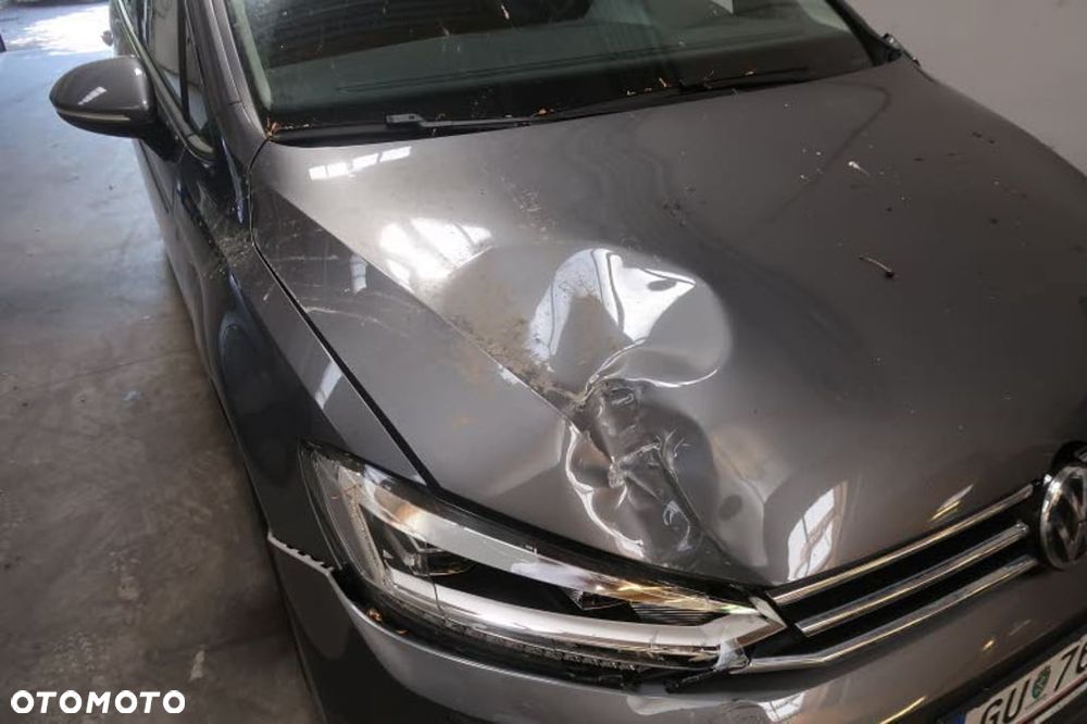 Volkswagen Touran 1.5 TSI ACT OPF DSG Comfortline - 2