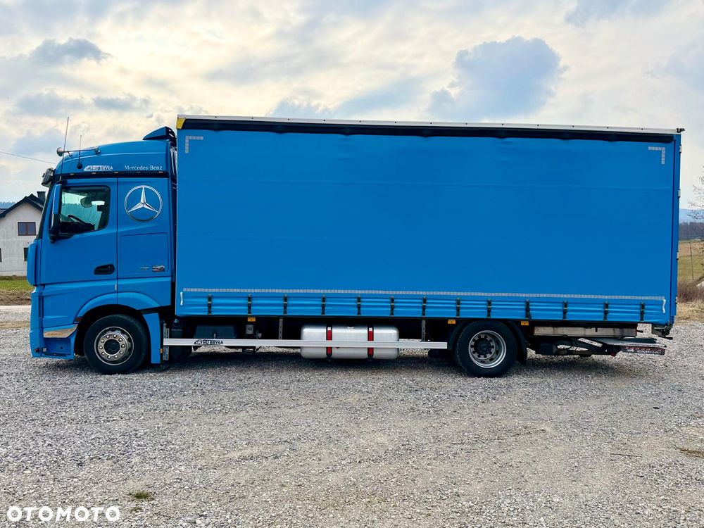 Mercedes-Benz ACTROS 1833 / FIRANKA/ WINDA / NOWY TACHOGRAF G2V2 / 19PALET / 8TON ŁADOWNOŚCI / AUTOMAT / DUŻY SILNIK  / SYPIALKA / SERWISOWANY / 2018 / JAK NOWY  / - 11