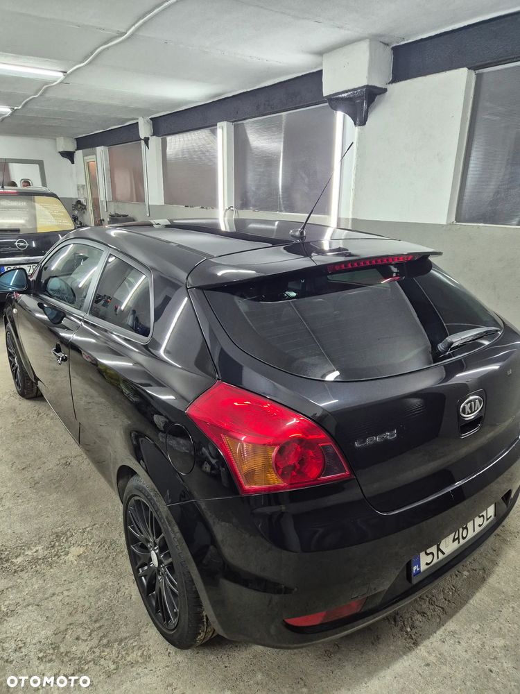 Kia Ceed 1.6 Crdi Optimum + - 7