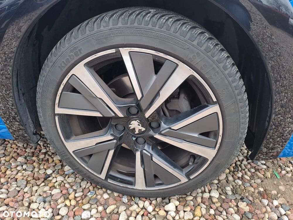 Peugeot 208 - 7