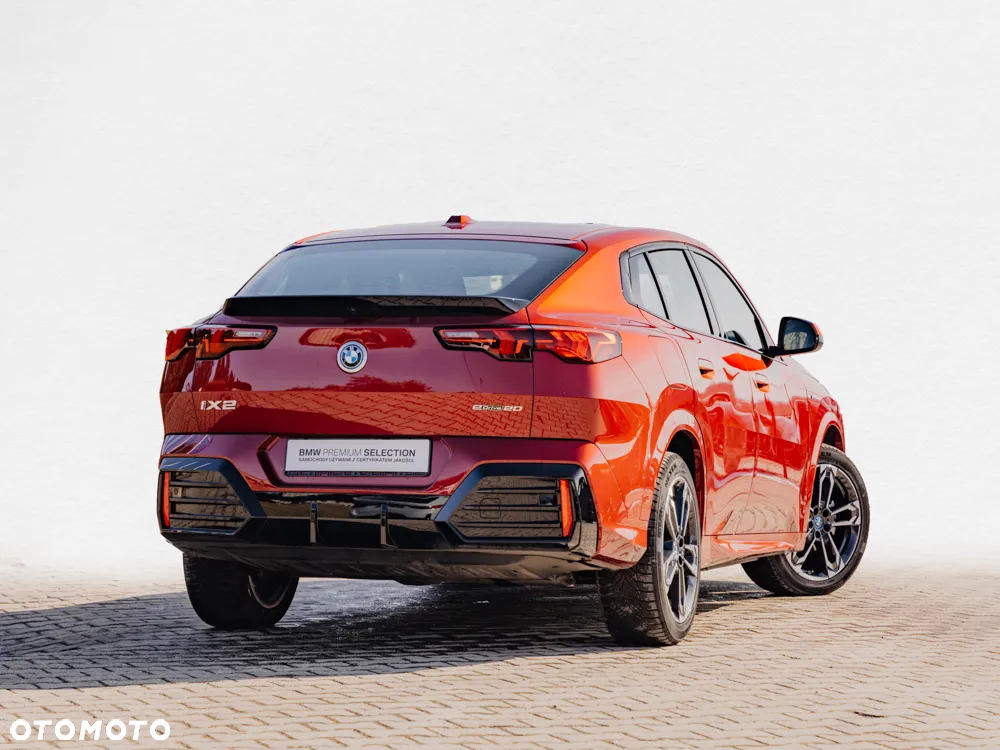 BMW iX2 eDrive20 - 2