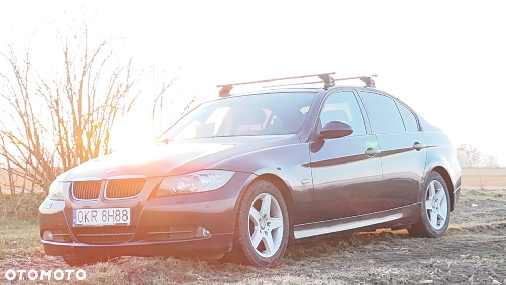 BMW Seria 3 320i - 5