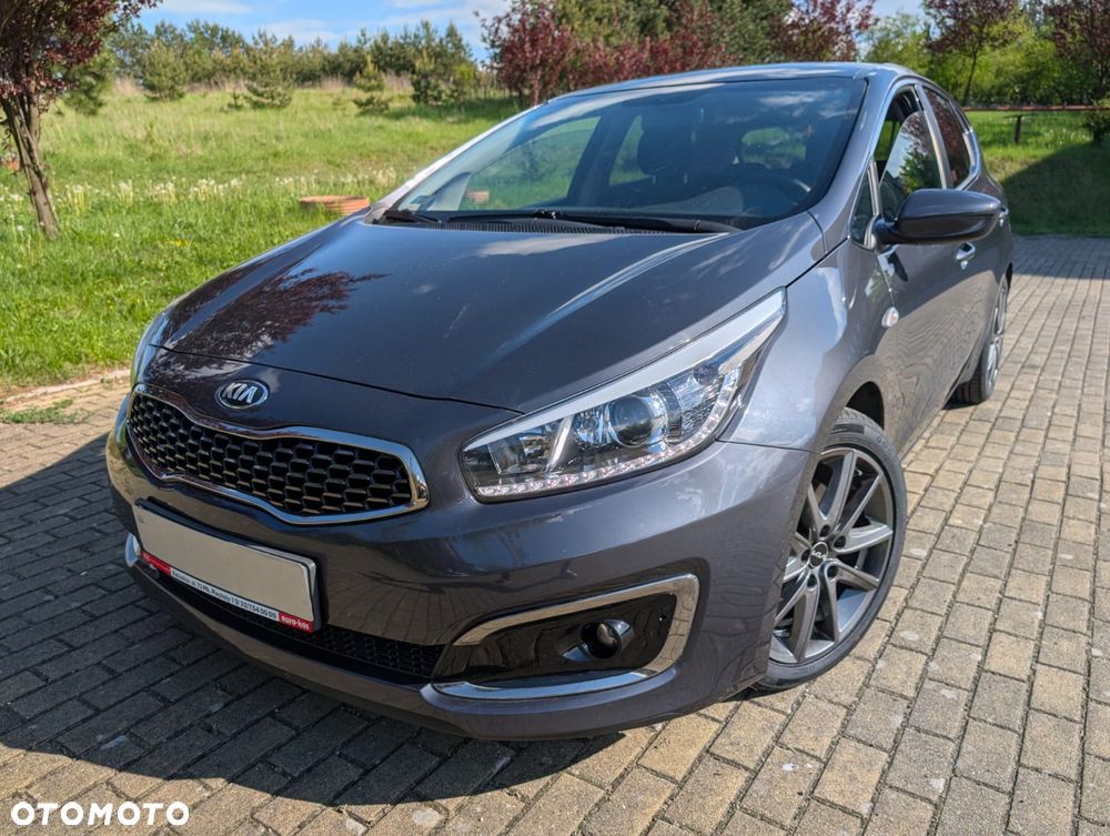 Kia Ceed 1.4 L - 1