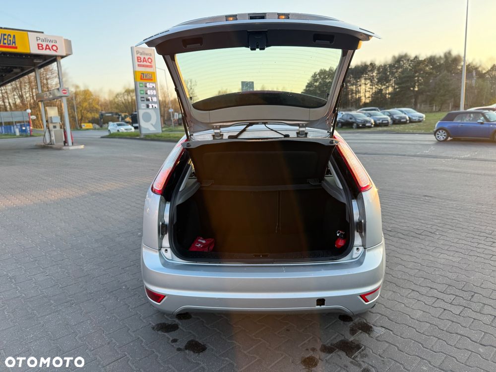 Ford Focus 1.6 TDCi DPF Style+ - 19