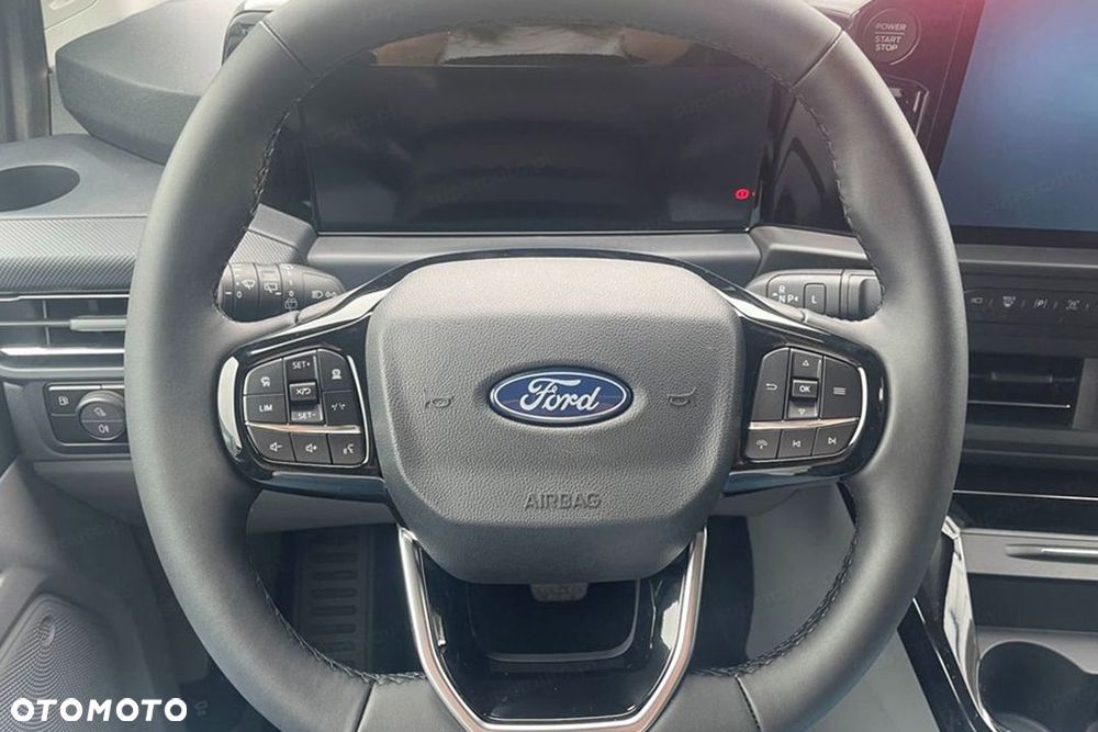 Ford Transit Custom - 13