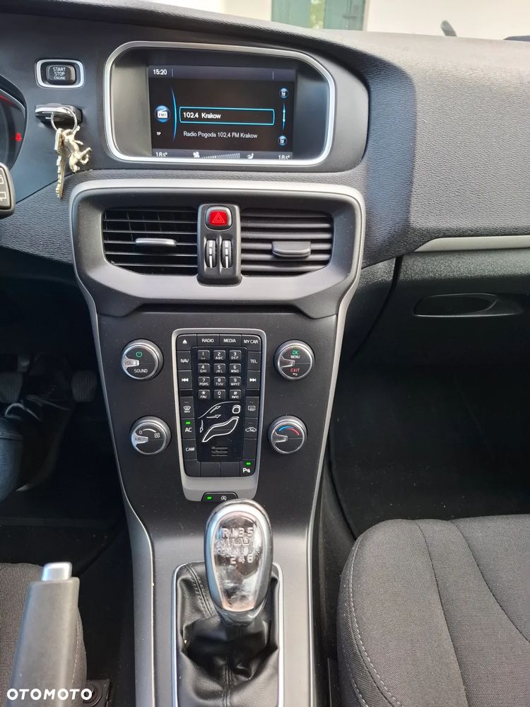 Volvo V40 D2 Kinetic - 7