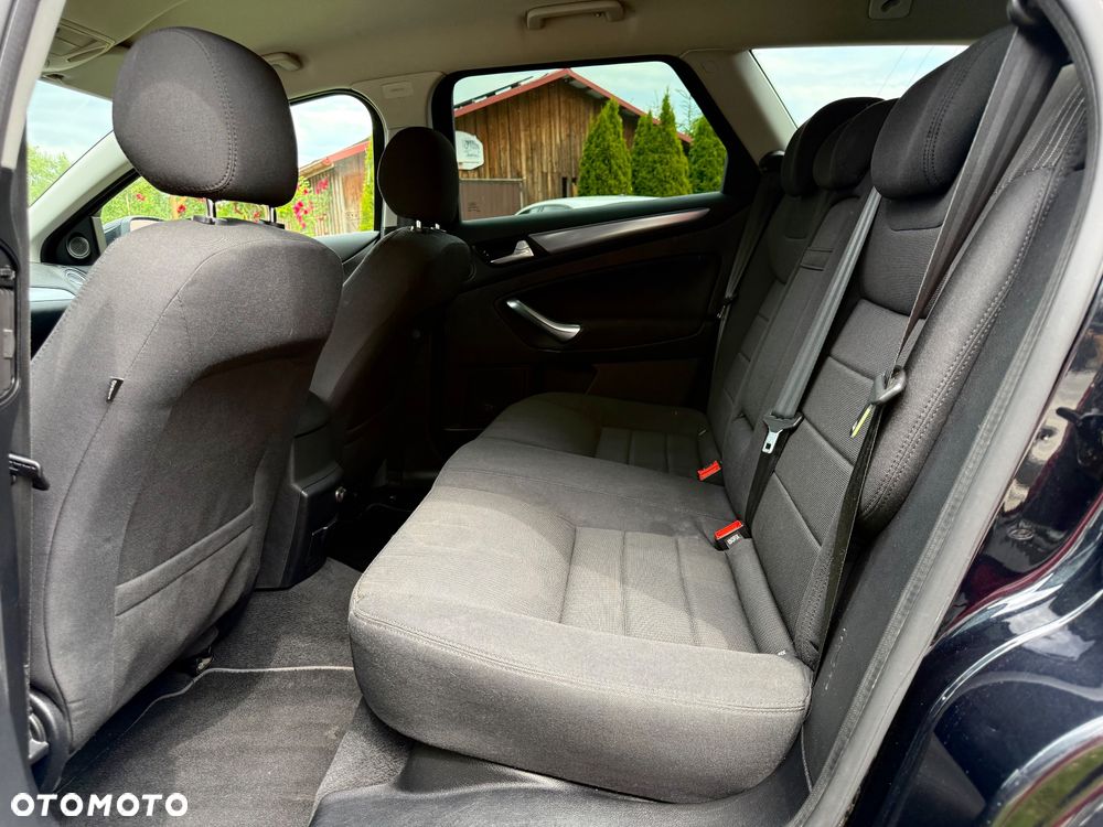 Ford Mondeo 2.0 TDCi Titanium - 17