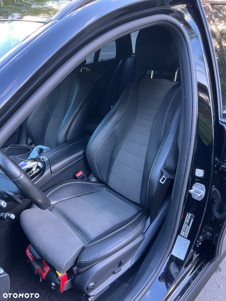 Mercedes-Benz Klasa E 220 d 9G-TRONIC - 16