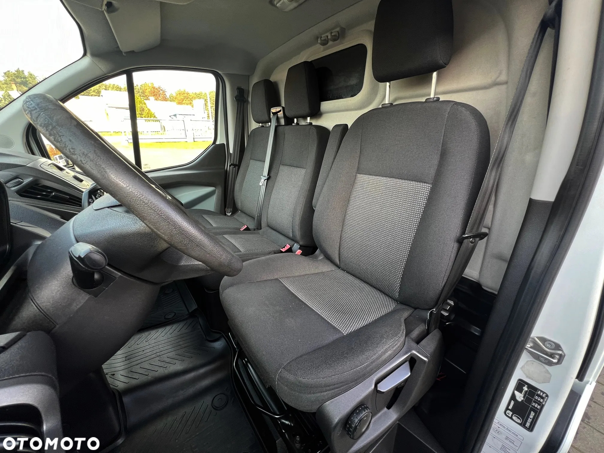 Ford Transit Custom Blaszak Chłodnia Izoterma Zarejestrowany w PL - 9