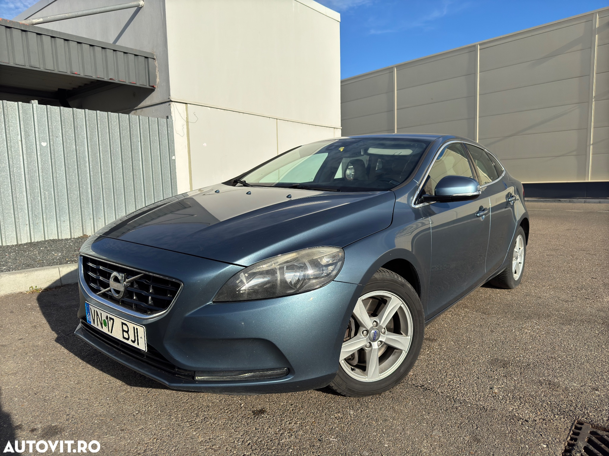 Volvo V40 D3 Summum - 2