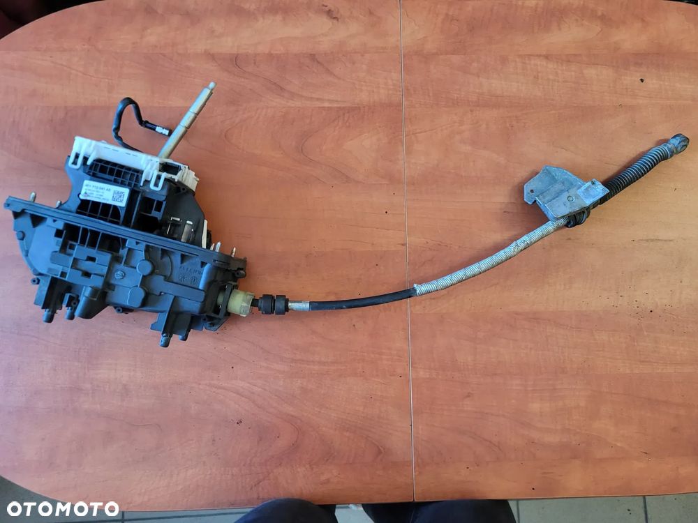 MECHANIZM LEWAREK ZMIANY BIEGÓW AUDI A6 C6  4F1713041AE - 1