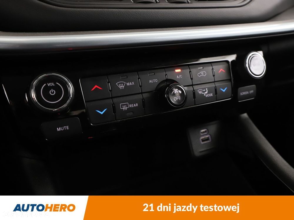 Jeep Compass - 27