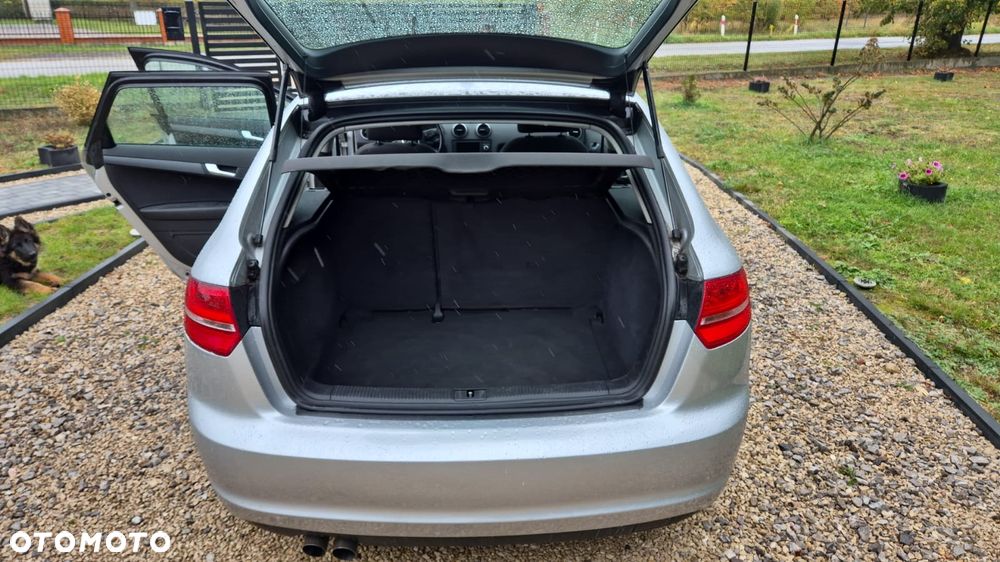 Audi A3 Sportback - 15