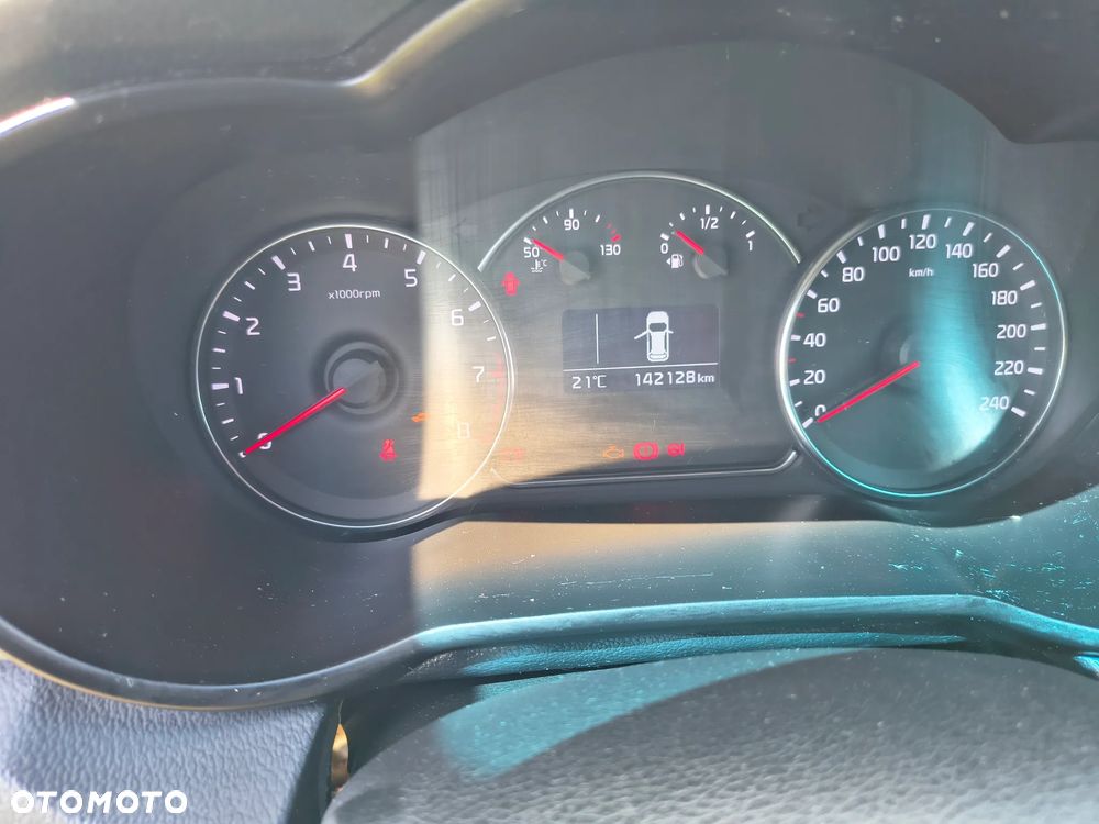 Kia Carens 1.6 GDI L EU6 - 19
