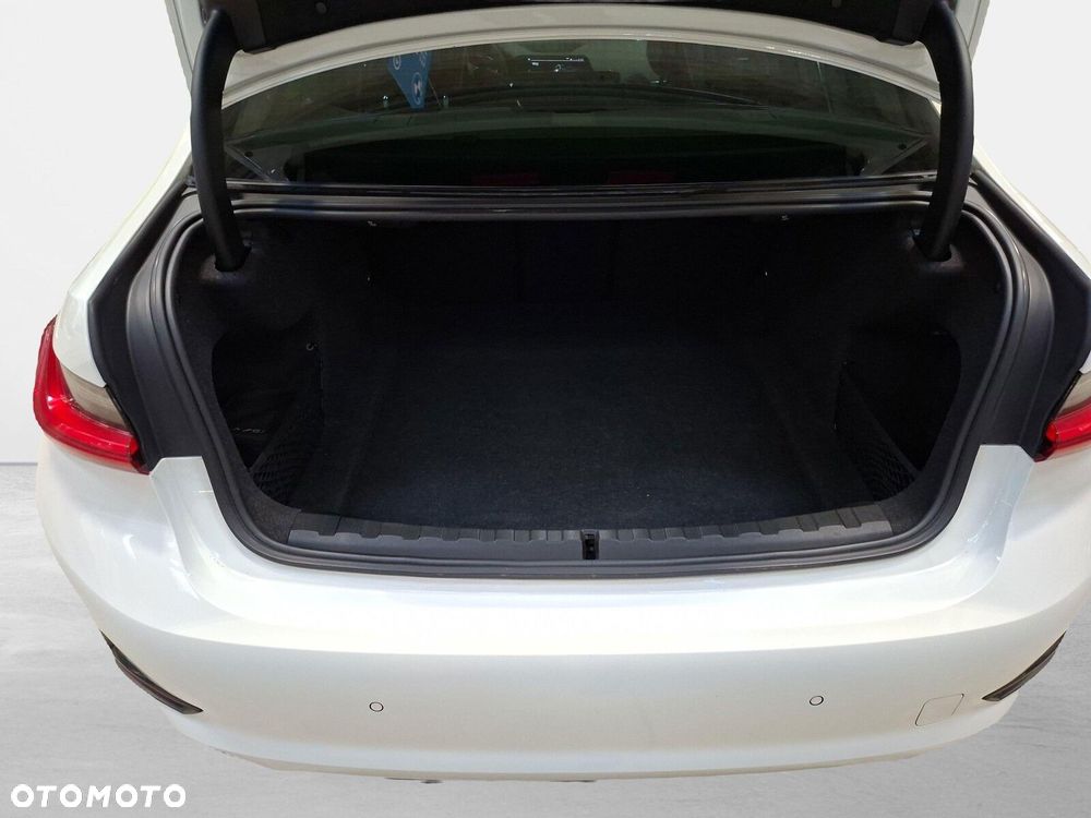 BMW Seria 3 - 19