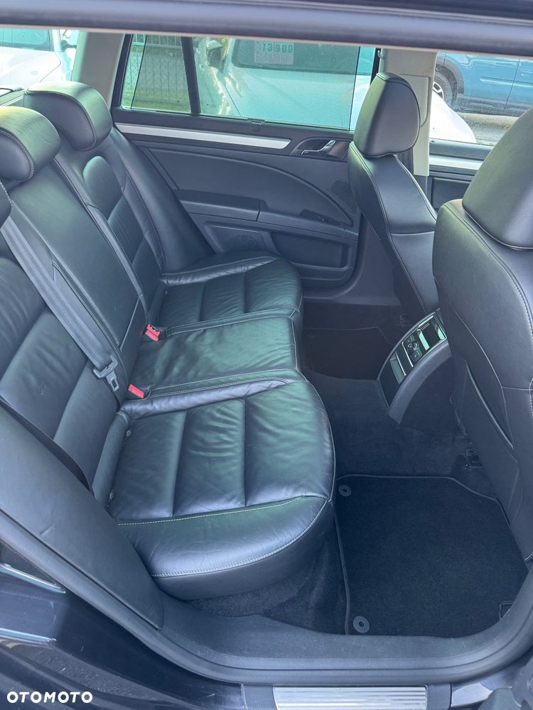 Skoda Superb - 16