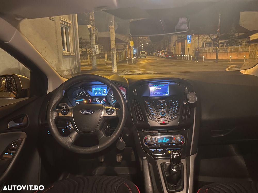 Ford Focus - 20