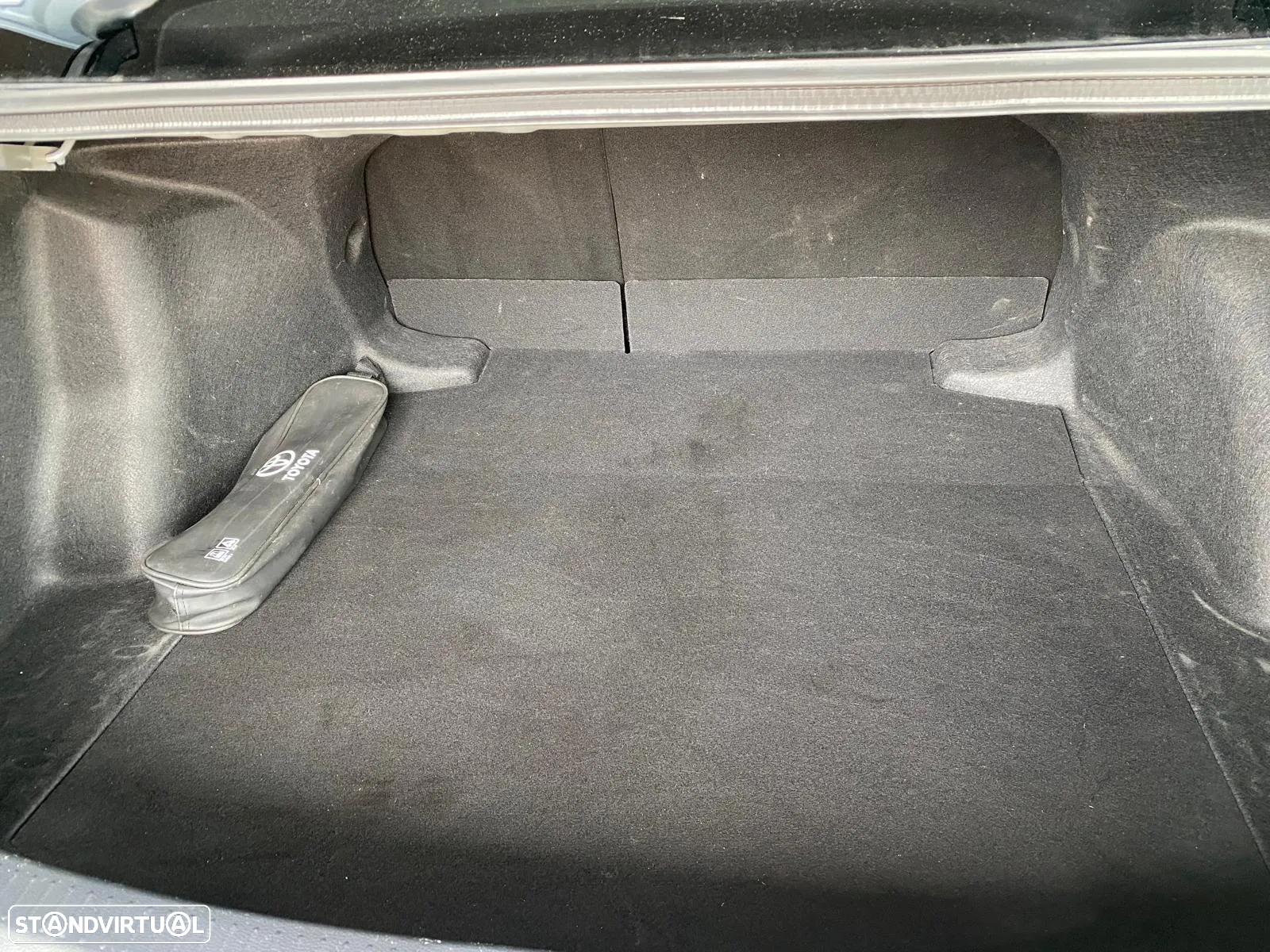 Toyota Corolla SD 1.8 Hybrid Exclusive - 10