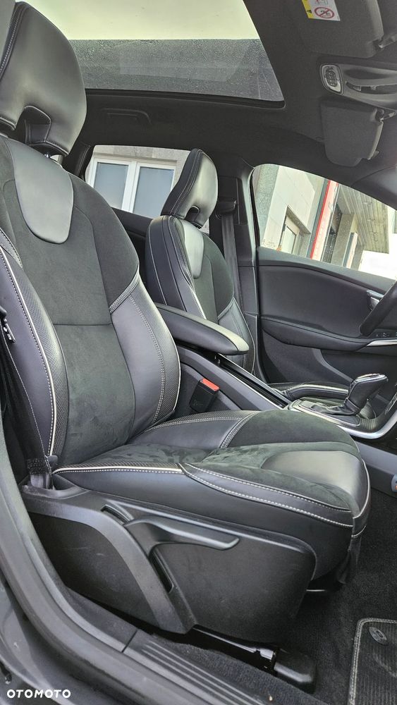 Volvo V40 T3 Drive-E R-Design Momentum - 30