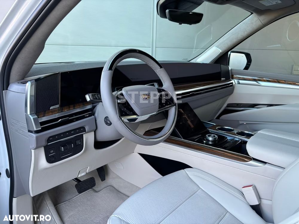 Cadillac Escalade - 7