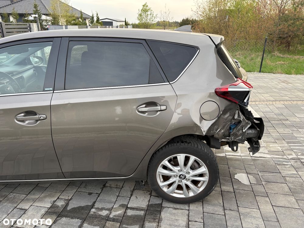 Toyota Auris - 19