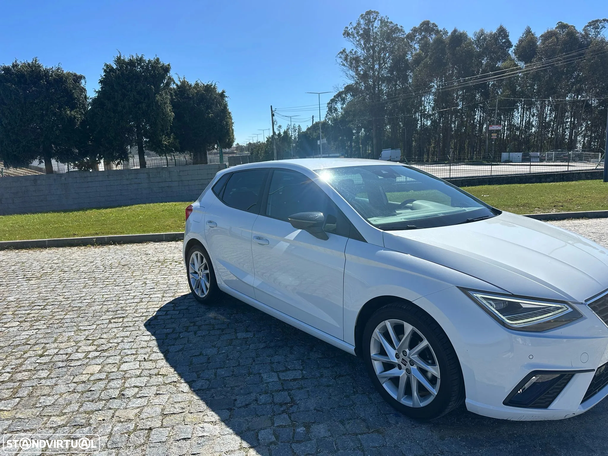 SEAT Ibiza 1.0 TSI FR - 4
