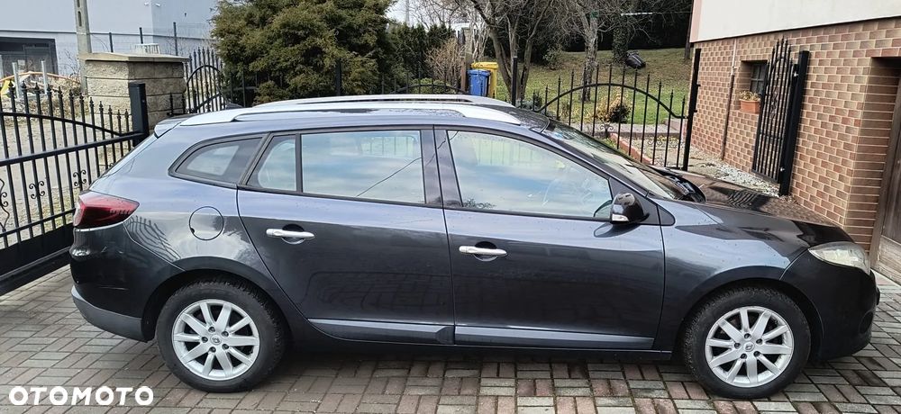 Renault Megane dCi 110 FAP Paris - 1