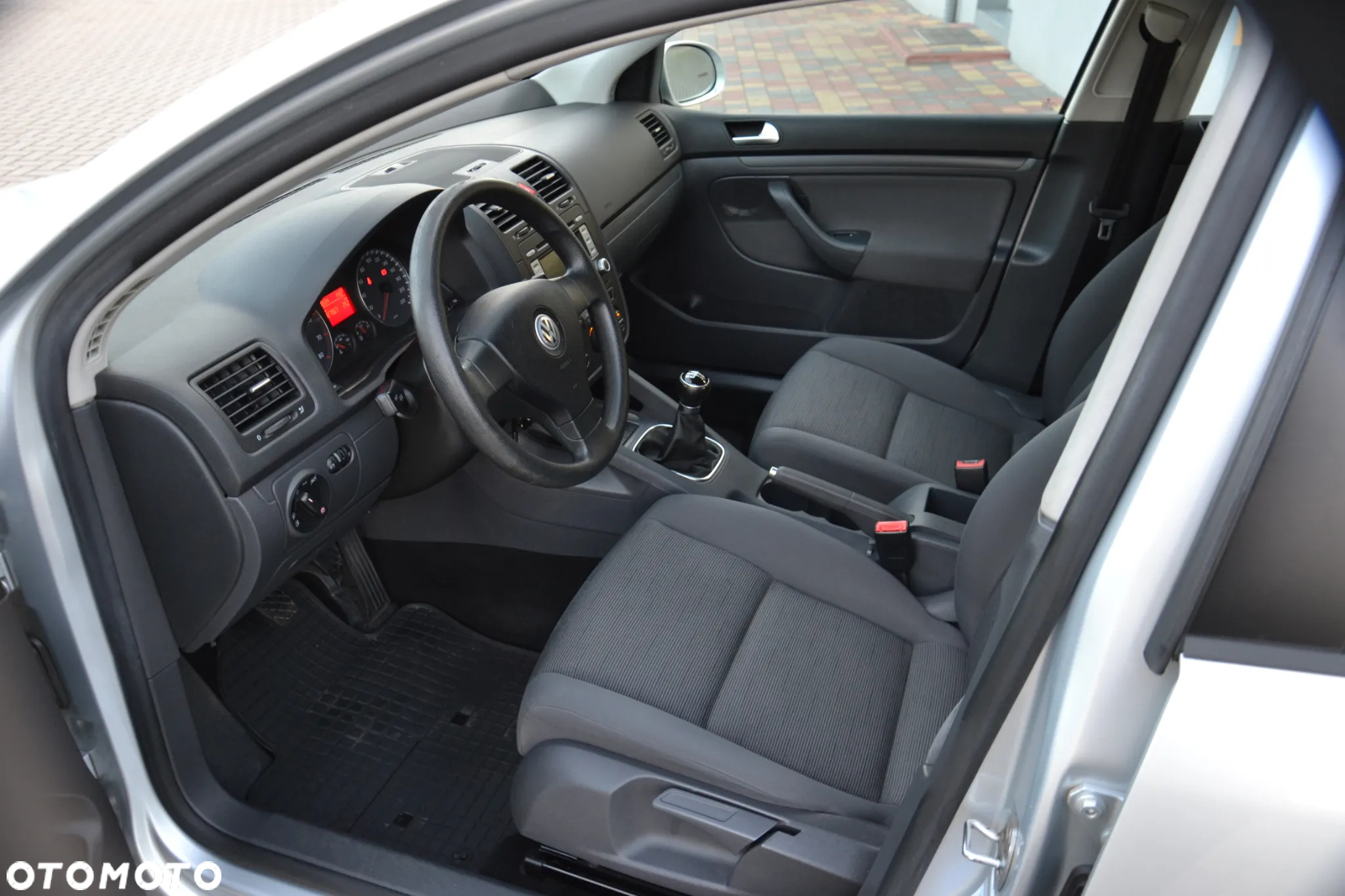 Volkswagen Golf 1.4 Comfortline - 17