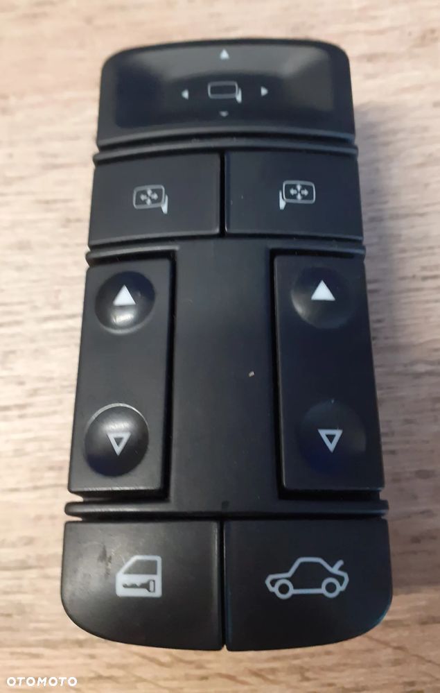PANEL STEROWANIA PRZEŁĄCZNIK SZYB DRZWI KIEROWCY OPEL VECTRA C - 1