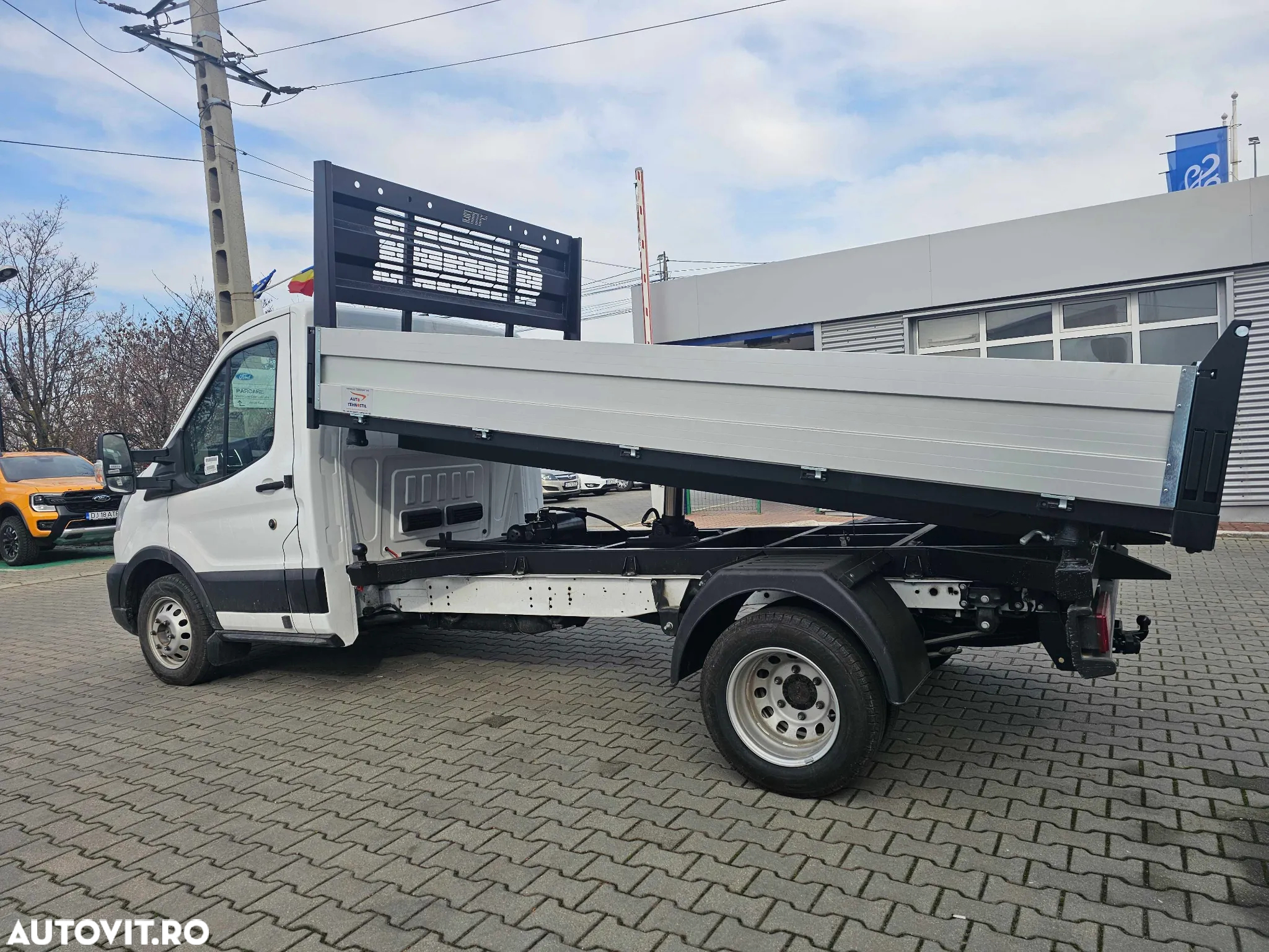Ford TRANSIT - 3