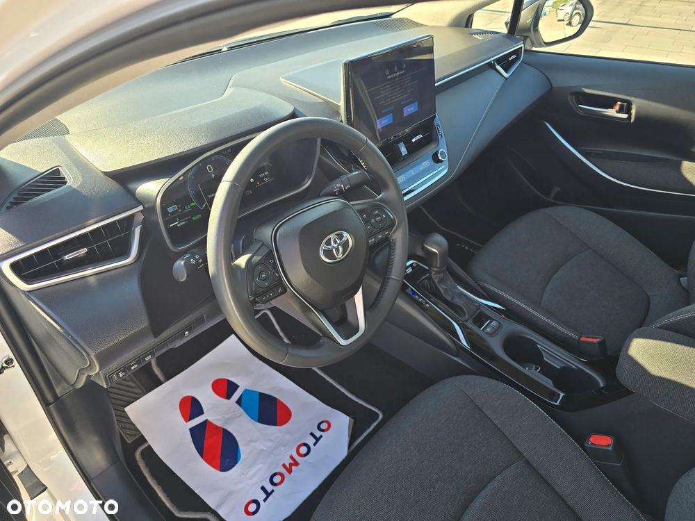 Toyota Corolla 1.8 Hybrid Comfort - 27