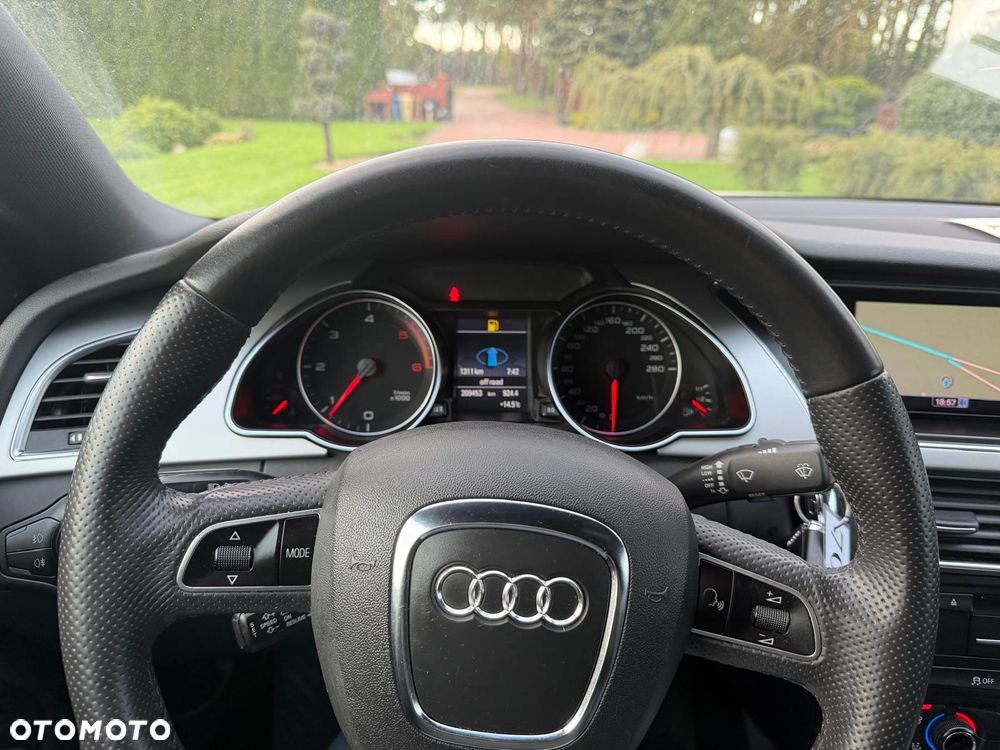 Audi A5 Coupé 2.0 TDI DPF quattro - 13