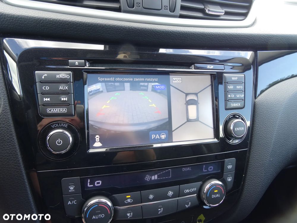 Nissan Qashqai 1.2 DIG-T N-Connecta Xtronic EU6 - 16