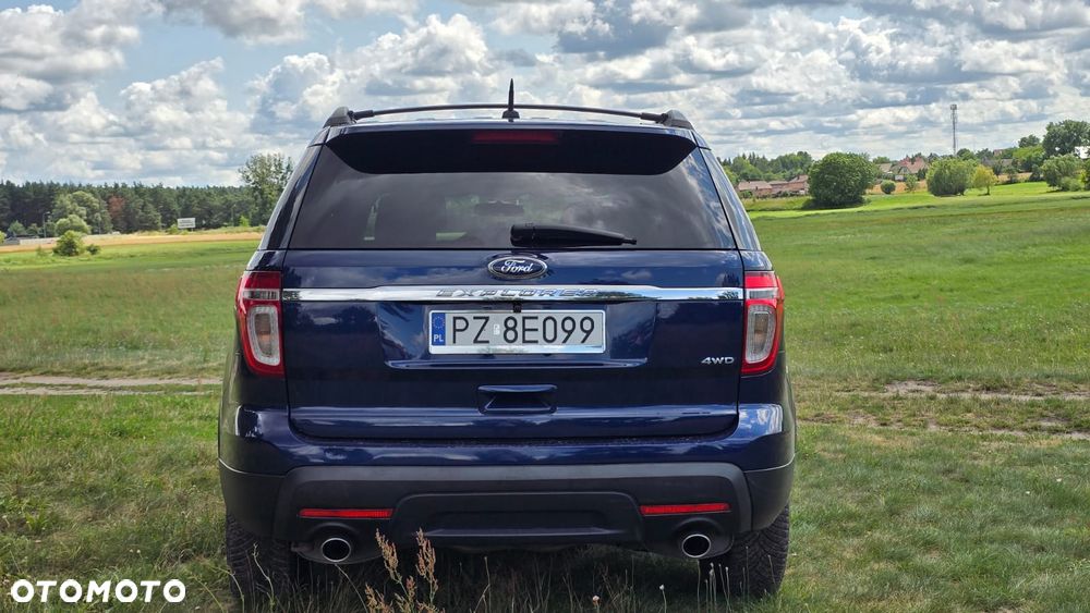 Ford Explorer - 14