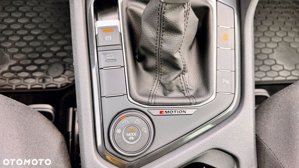 Volkswagen Tiguan 2.0 TDI SCR 4Mot Life DSG - 22