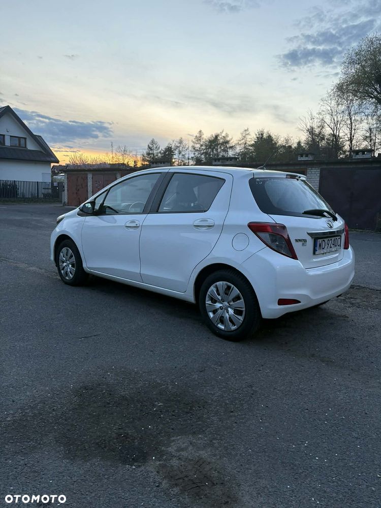 Toyota Yaris 1.4 D-4D Active - 6