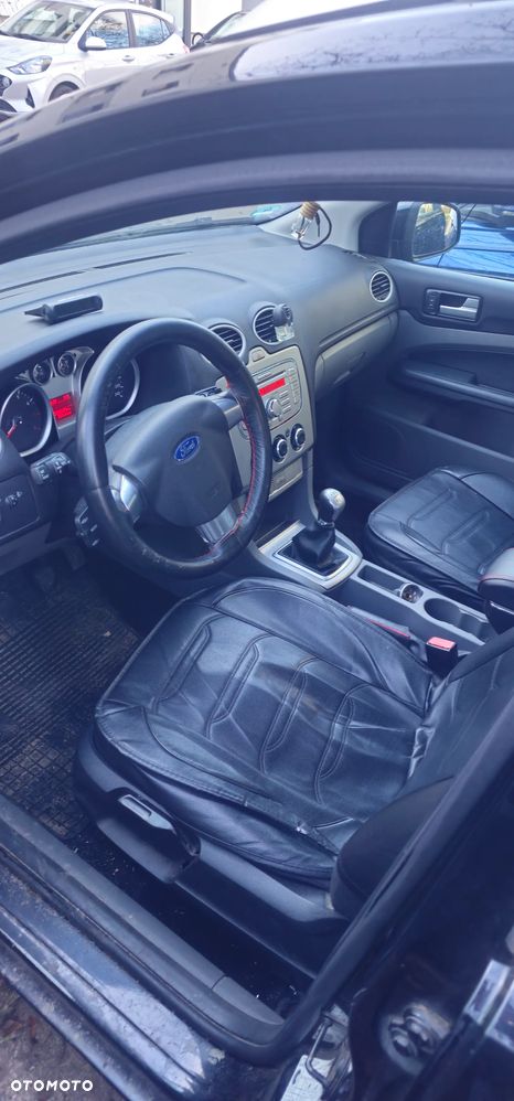 Ford Focus 2.0 Trend EU5 - 11
