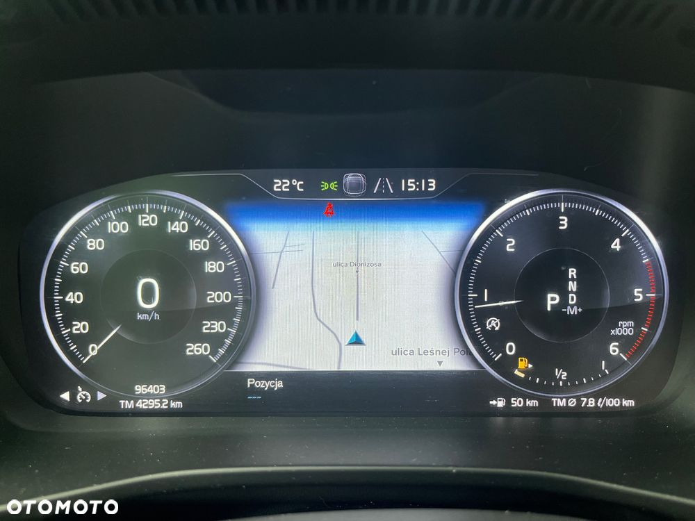 Volvo XC 40 D3 AWD Momentum Pro - 26