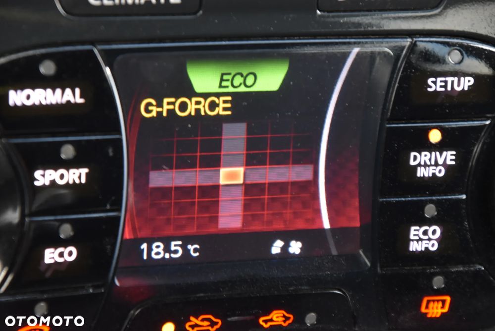 Nissan Juke - 34
