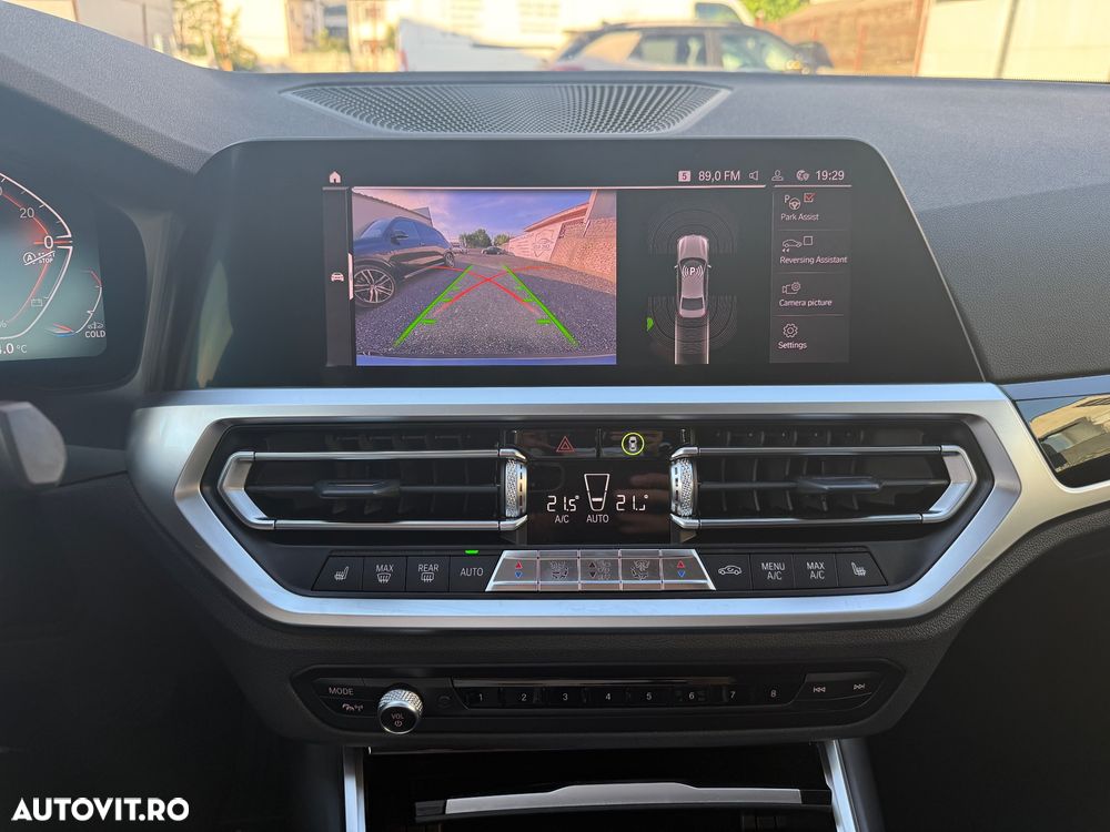 BMW Seria 3 320d Aut. - 21