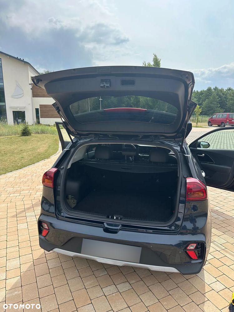 Kia Niro 1.6 GDI Hybrid L Business Line - 30